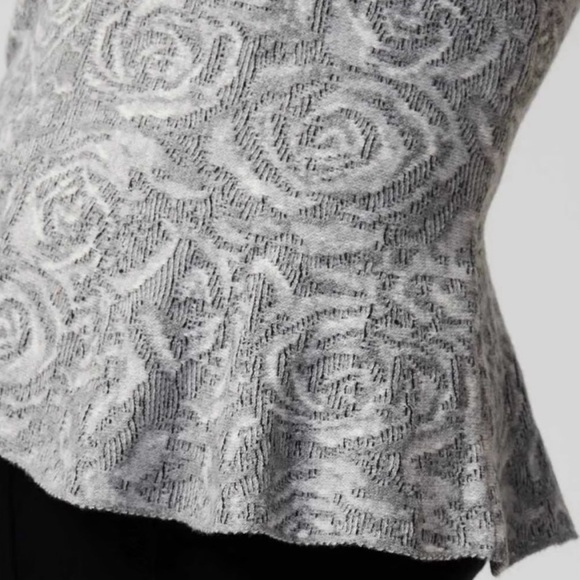 White House Black Market Sleeveless Rose Jacquard Peplum Top - Picture 4 of 9